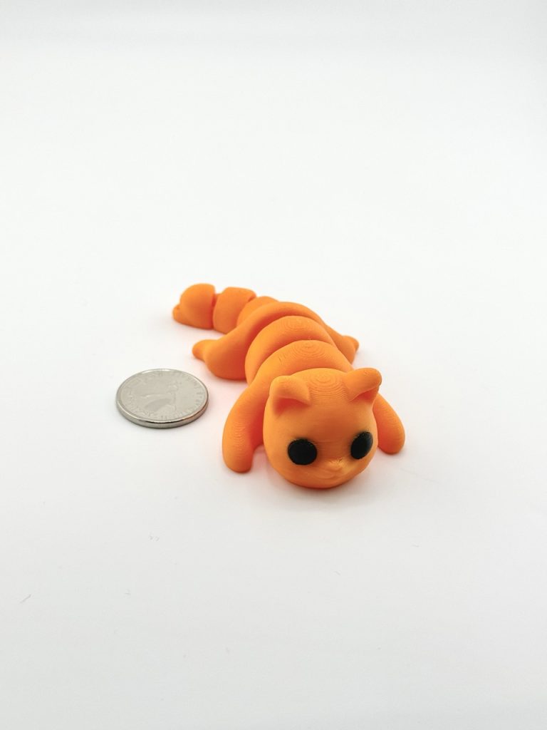 3D Printed Mini Flexi Animals - Articulated figures in various colors for collectors and kids